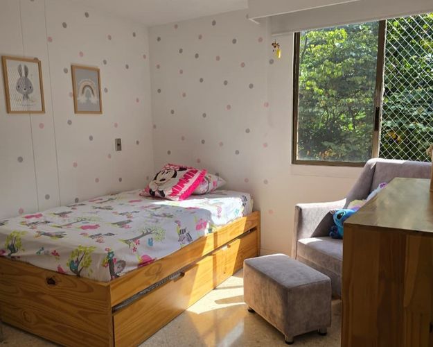 Apartamento de 3 alcobas en venta en El Diamante No. 2, Medellín, 144 m² · foto 10 de 17