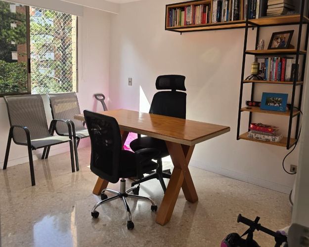 Apartamento de 3 alcobas en venta en El Diamante No. 2, Medellín, 144 m² · foto 13 de 17