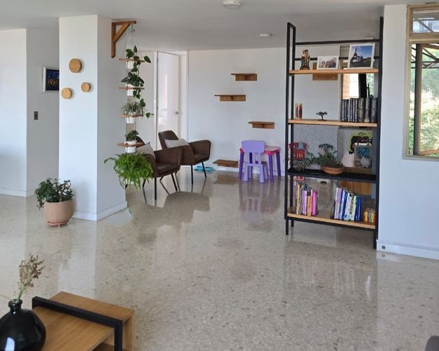 Apartamento de 3 alcobas en venta en El Diamante No. 2, Medellín, 144 m² · foto 9 de 17