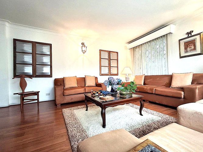 Casa de 4 alcobas en venta en Sotileza, Bogotá, 337 m² · foto 8 de 24