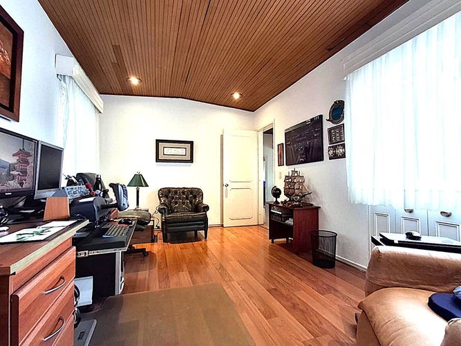 Casa de 4 alcobas en venta en Sotileza, Bogotá, 337 m² · foto 22 de 24