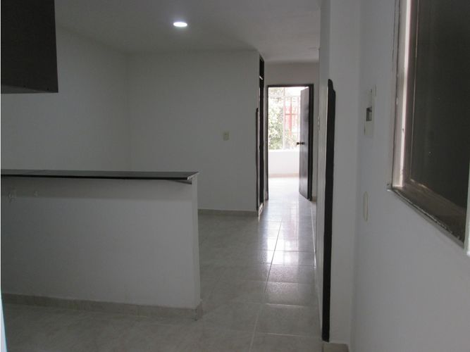 Apartamento de 3 alcobas en venta en San Miguel, Bucaramanga, 67 m² · foto 6 de 21