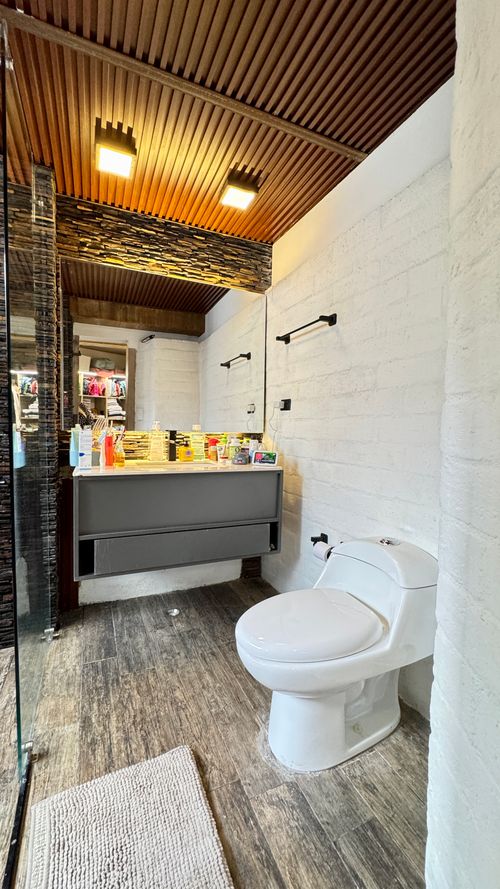 Apartamento en venta en El Poblado, Medellín · foto 13 de 24