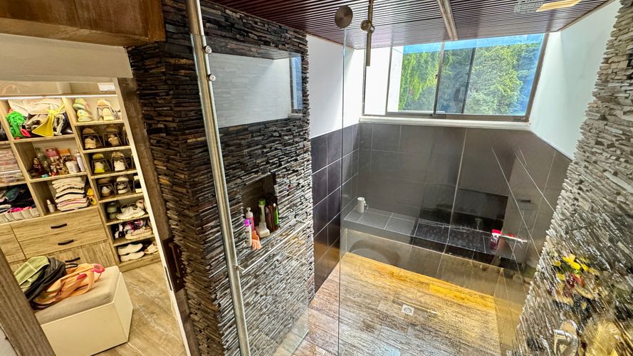 Apartamento en venta en El Poblado, Medellín · foto 14 de 24