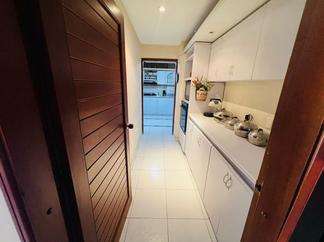 Apartamento de 2 alcobas en venta en Santa Barbara Central, Bogotá, 167 m² · foto 9 de 24