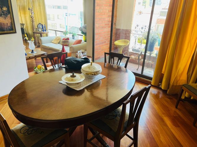 Apartamento de 2 alcobas en venta en Santa Barbara Central, Bogotá, 167 m² · foto 5 de 24