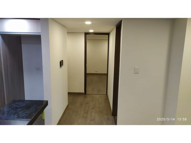 Apartaestudio en venta en Engativá, Bogotá, 49 m² · foto 6 de 19