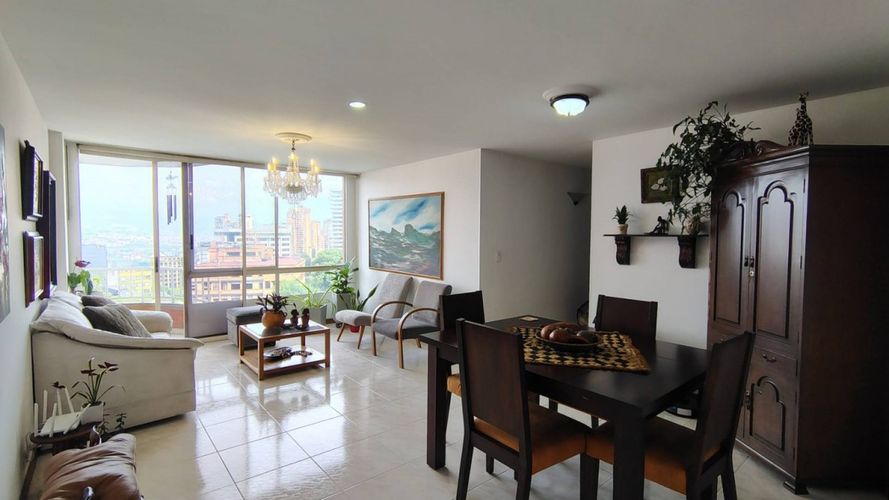 Apartamento de 3 alcobas en venta en La Florida, Medellín, 97 m² · foto 2 de 17