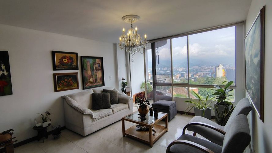 Apartamento de 3 alcobas en venta en La Florida, Medellín, 97 m² · foto 3 de 17
