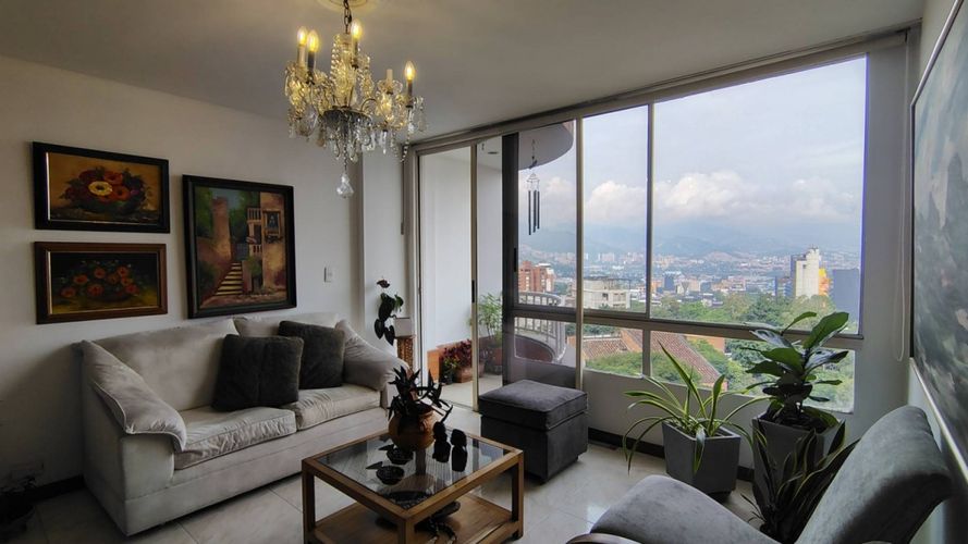Apartamento de 3 alcobas en venta en La Florida, Medellín, 97 m² · foto 5 de 17