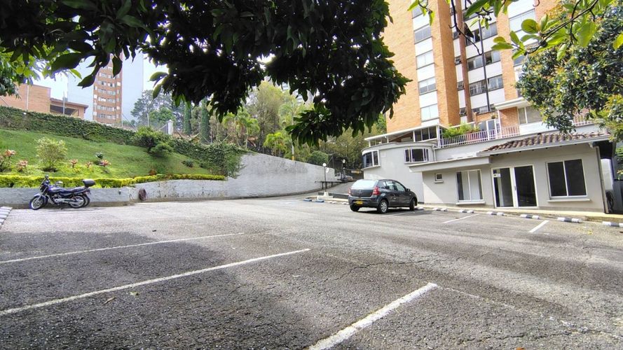 Apartamento de 3 alcobas en venta en La Florida, Medellín, 97 m² · foto 16 de 17
