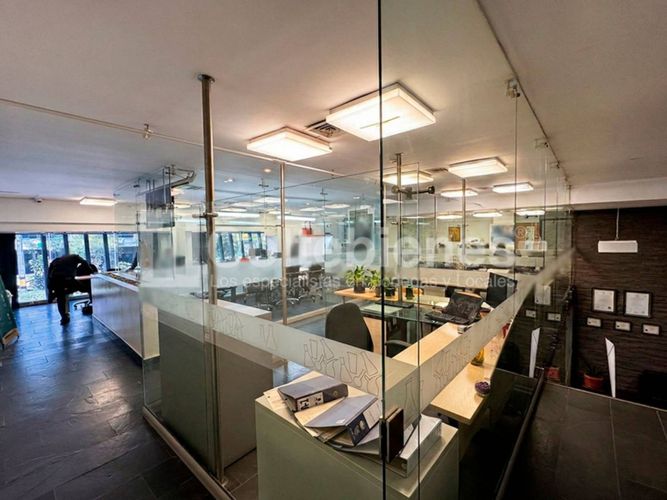 Bodega en arriendo en El Poblado, Medellín, 1160 m² · foto 7 de 13