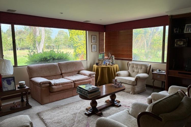 Casa de 5 alcobas en venta en Cota, 400 m² · foto 10 de 19