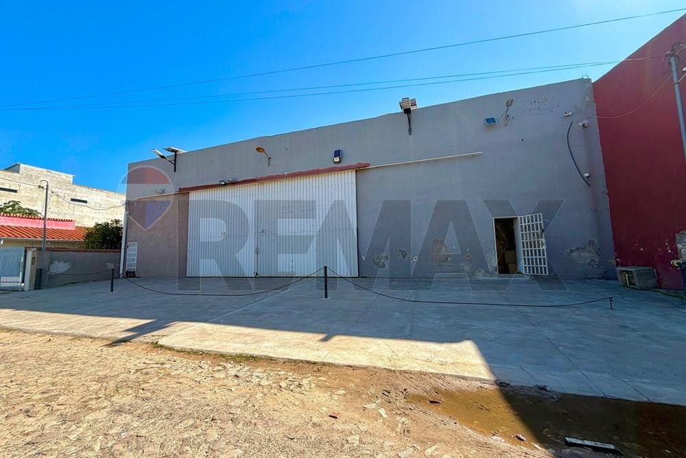 EN VENTA DEPÓSITO EN ASUNCIÓN STA. TERESA — foto 2