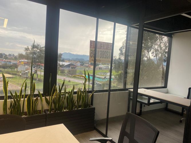 Oficina en venta en Canelon, Cajicá, 70 m² · foto 2 de 22