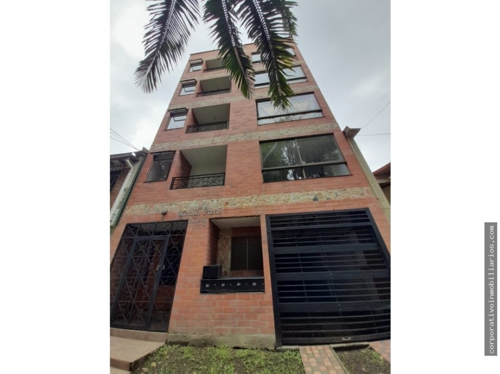 12BR Building in Laureles (709 m²) for Sale - 2