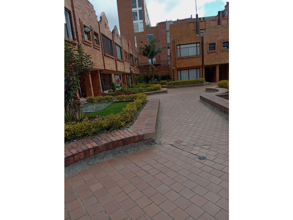 Casa en venta en Cedritos, Bogotá · foto 14 de 24