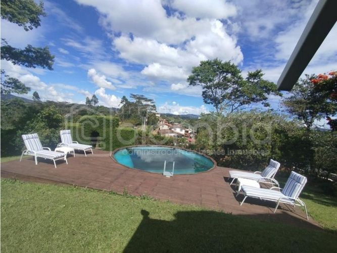 Casa de 4 alcobas en venta en La Laja, Rionegro, 200 m² · foto 8 de 24