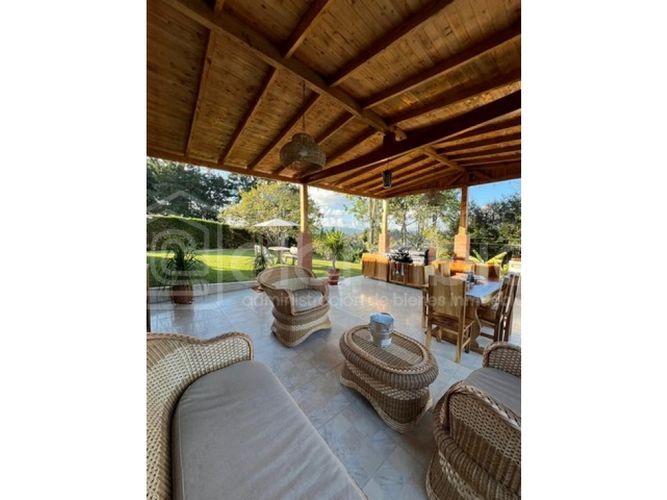 Casa de 4 alcobas en venta en La Laja, Rionegro, 200 m² · foto 12 de 24