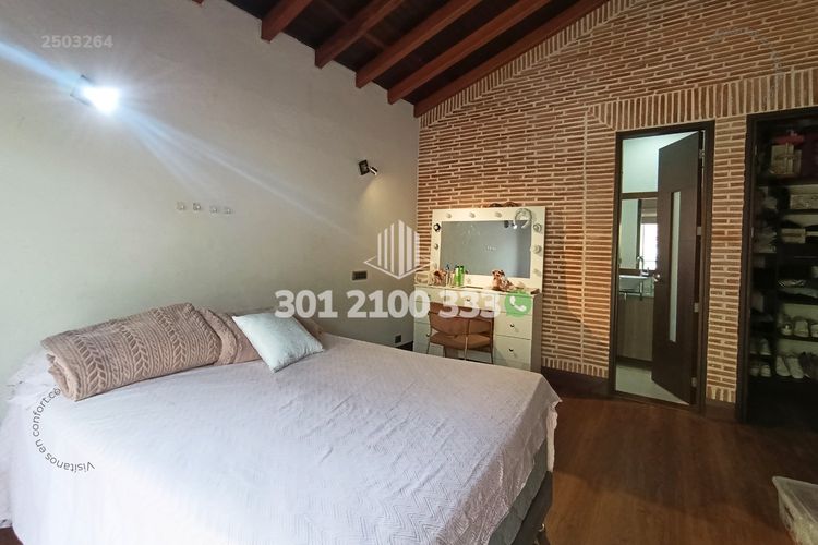 Casa de 5 alcobas en venta en La Doctora, Sabaneta, 470 m² · foto 18 de 24
