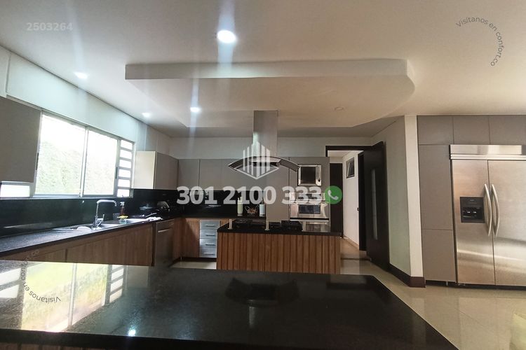 Casa de 5 alcobas en venta en La Doctora, Sabaneta, 470 m² · foto 9 de 24
