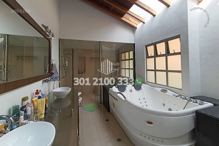 Casa de 5 alcobas en venta en La Doctora, Sabaneta, 470 m² · foto 15 de 24