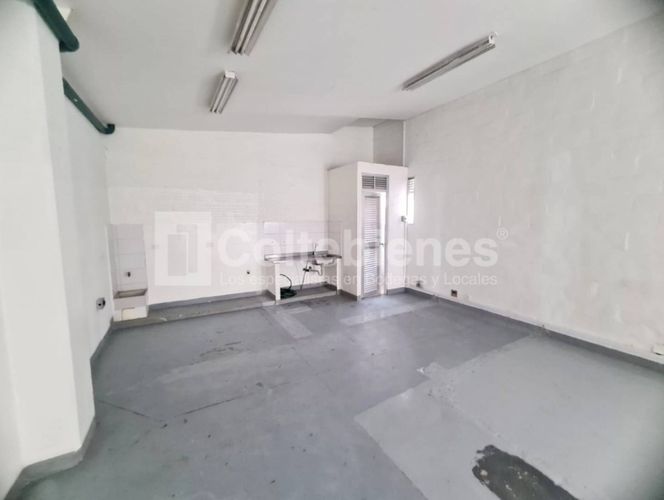Bodega en arriendo en El Poblado, Medellín, 120 m² · foto 3 de 11