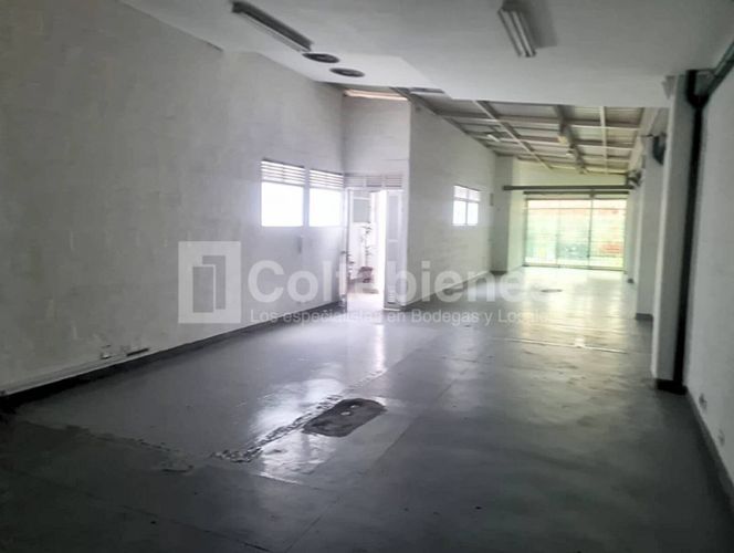 Bodega en arriendo en El Poblado, Medellín, 120 m² · foto 5 de 11