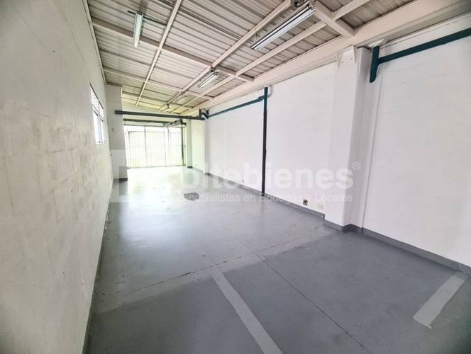 Bodega en arriendo en El Poblado, Medellín, 120 m² · foto 9 de 11