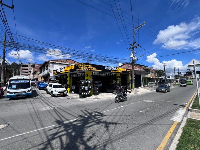 Local en venta en Centro, Rionegro, 170 m² · foto 4 de 6