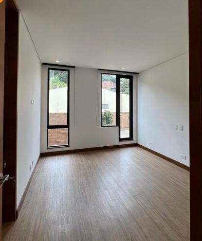 Apartamento en venta en Santa Barbara, Bogotá · foto 3 de 13