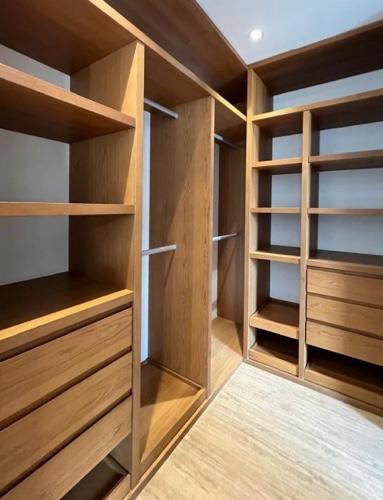 Apartamento en venta en Santa Barbara, Bogotá · foto 8 de 13