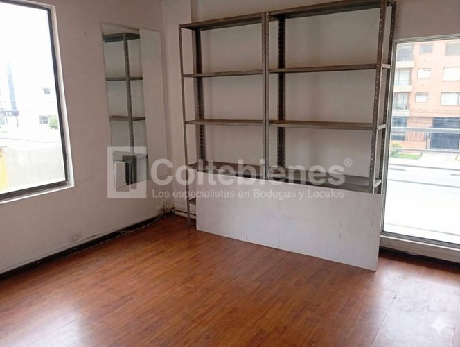 Local en arriendo en Colombia, Medellín, 24 m² · foto 3 de 6