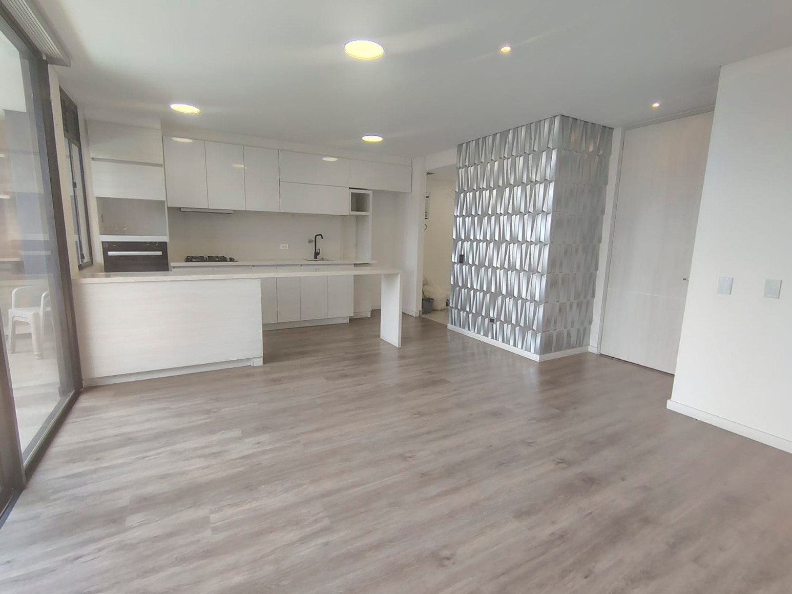 Apartamento en arriendo en El Poblado, Medellín · foto 6 de 16