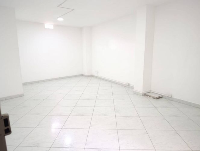 Oficina en arriendo en El Poblado, Medellín, 28 m² · foto 6 de 6