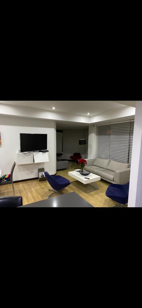 Apartamento en venta en Santa Barbara, Bogotá · foto 2 de 23