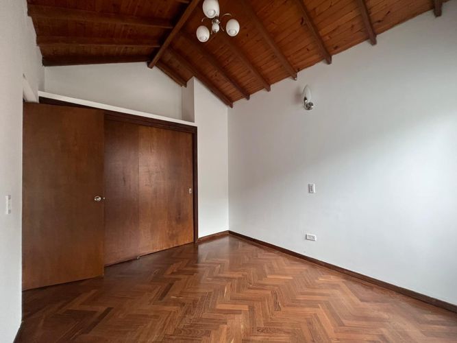 Casa de 3 alcobas en venta en Escobero, Envigado, 211 m² · foto 8 de 16