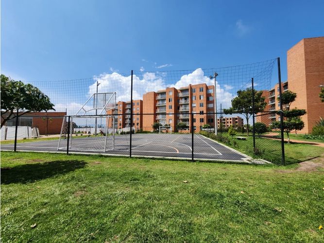 Apartamento de 3 alcobas en venta en Condominio Campestre Alhambra, Madrid, 100 m² · foto 23 de 24