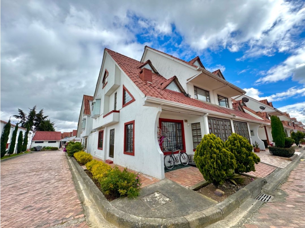 Casa en venta en La Prosperidad, Mosquera · foto 2 de 21
