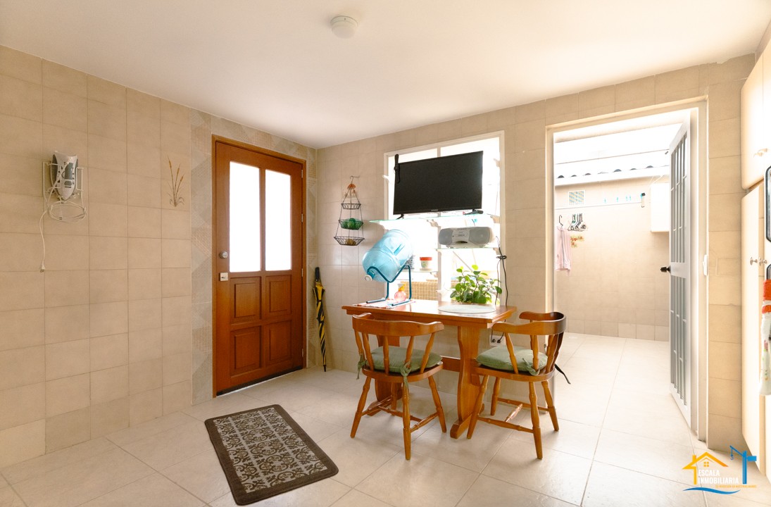Casa en venta en Altos De Suba, Bogotá · foto 11 de 24