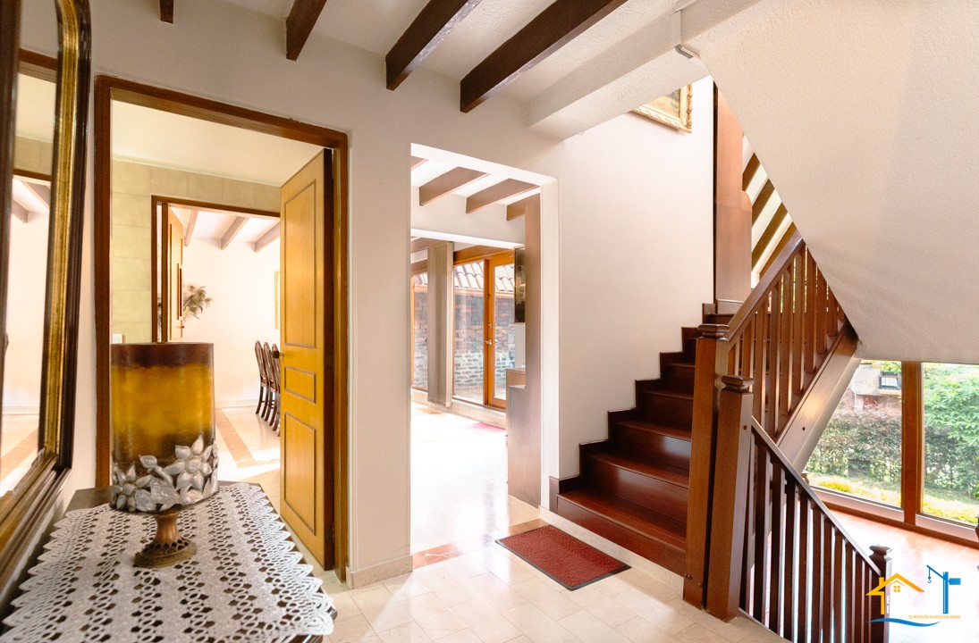 Casa en venta en Altos De Suba, Bogotá · foto 8 de 24