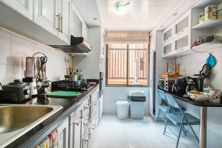 Apartamento de 3 alcobas en venta en La Carolina, Bogotá, 163 m² · foto 7 de 18