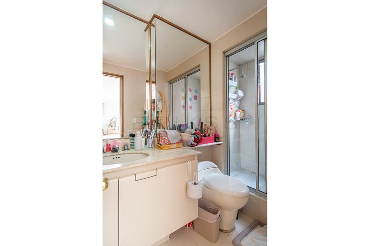 Apartamento de 3 alcobas en venta en La Carolina, Bogotá, 163 m² · foto 17 de 18
