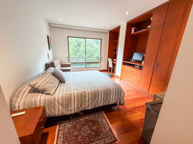 Apartamento de 4 alcobas en venta en Chico Norte, Bogotá, 291 m² · foto 11 de 20