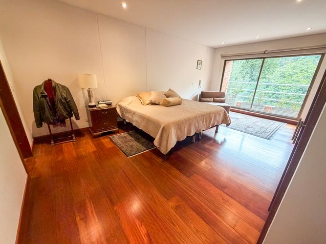 Apartamento de 4 alcobas en venta en Chico Norte, Bogotá, 291 m² · foto 8 de 20