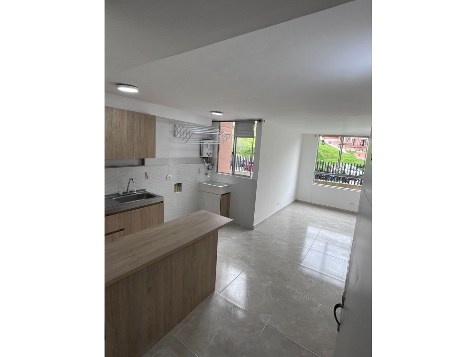 Apartamento en venta en San Antonio De Prado, Medellín · foto 13 de 23