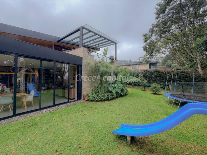 Casa de 4 alcobas en venta en Las Palmas, Envigado, 380 m² · foto 10 de 14