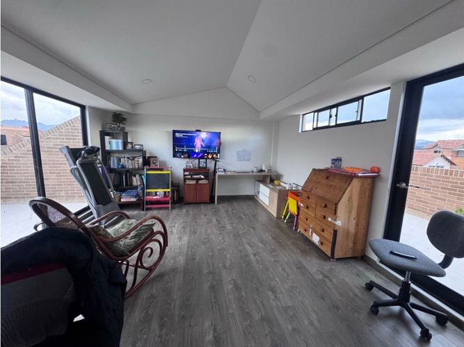 Casa de 2 alcobas en venta en La Floresta, Chía, 120 m² · foto 12 de 16