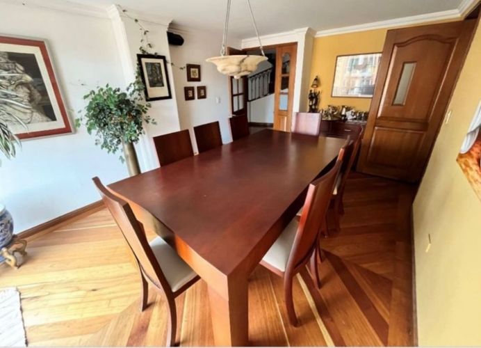 Apartamento de 3 alcobas en venta en San Patricio, Bogotá, 206 m² · foto 3 de 12