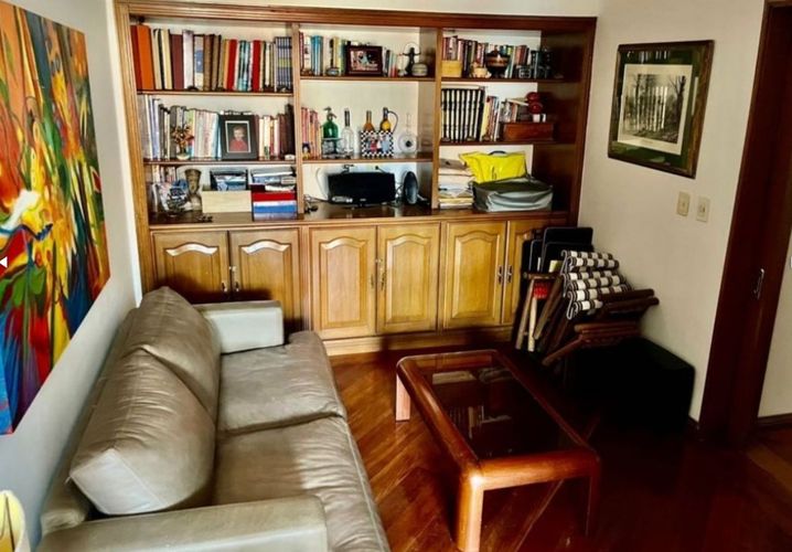 Apartamento de 3 alcobas en venta en San Patricio, Bogotá, 206 m² · foto 7 de 12